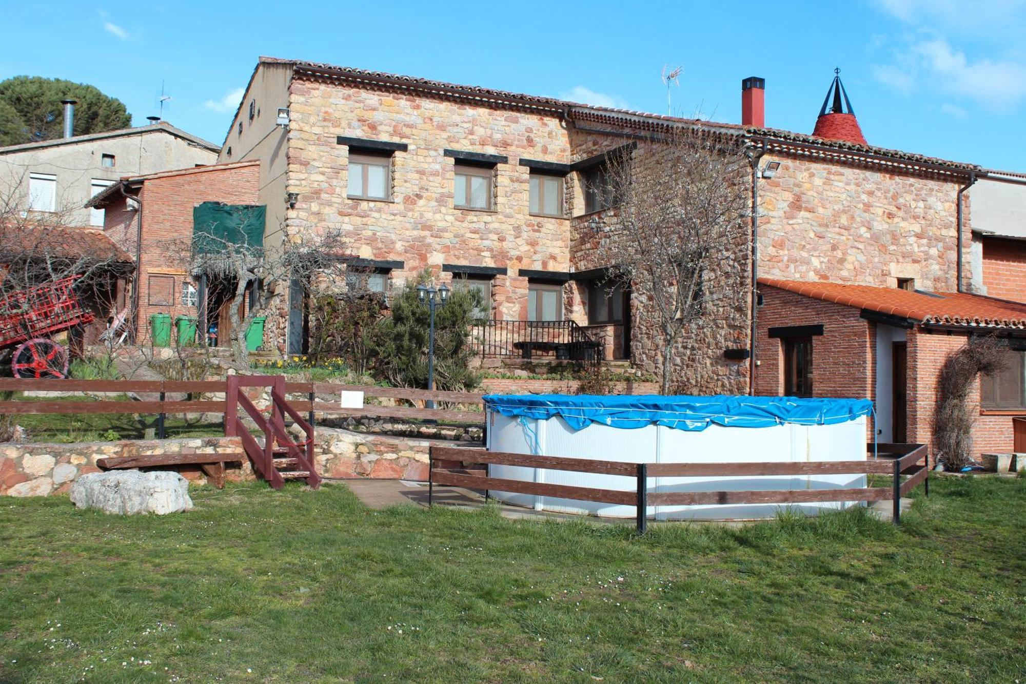 La Chimenea De Soria I Y I I Casa de hóspedes Espeja de San Marcelino Exterior foto